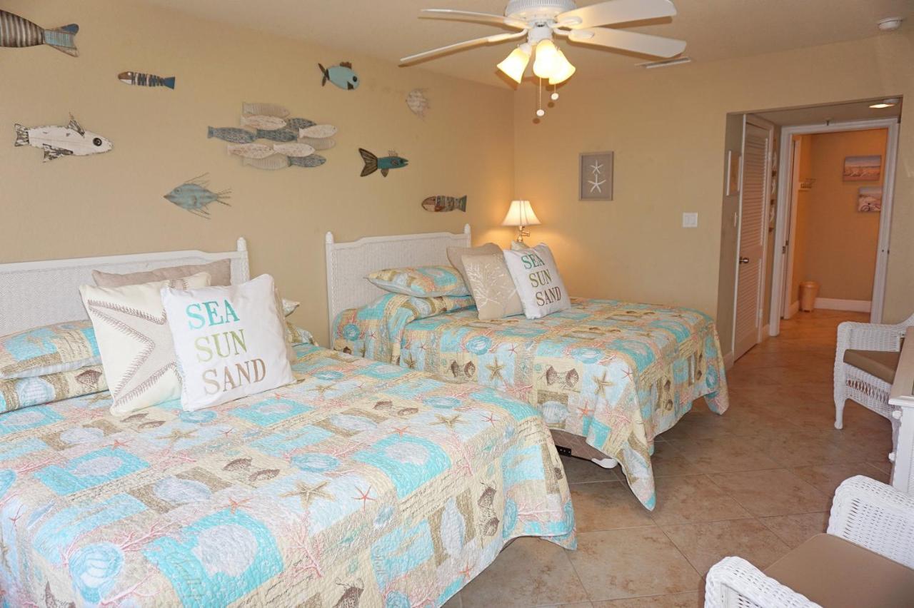 Sea Breeze Resort By Travel Resort Services Madeira Beach Extérieur photo